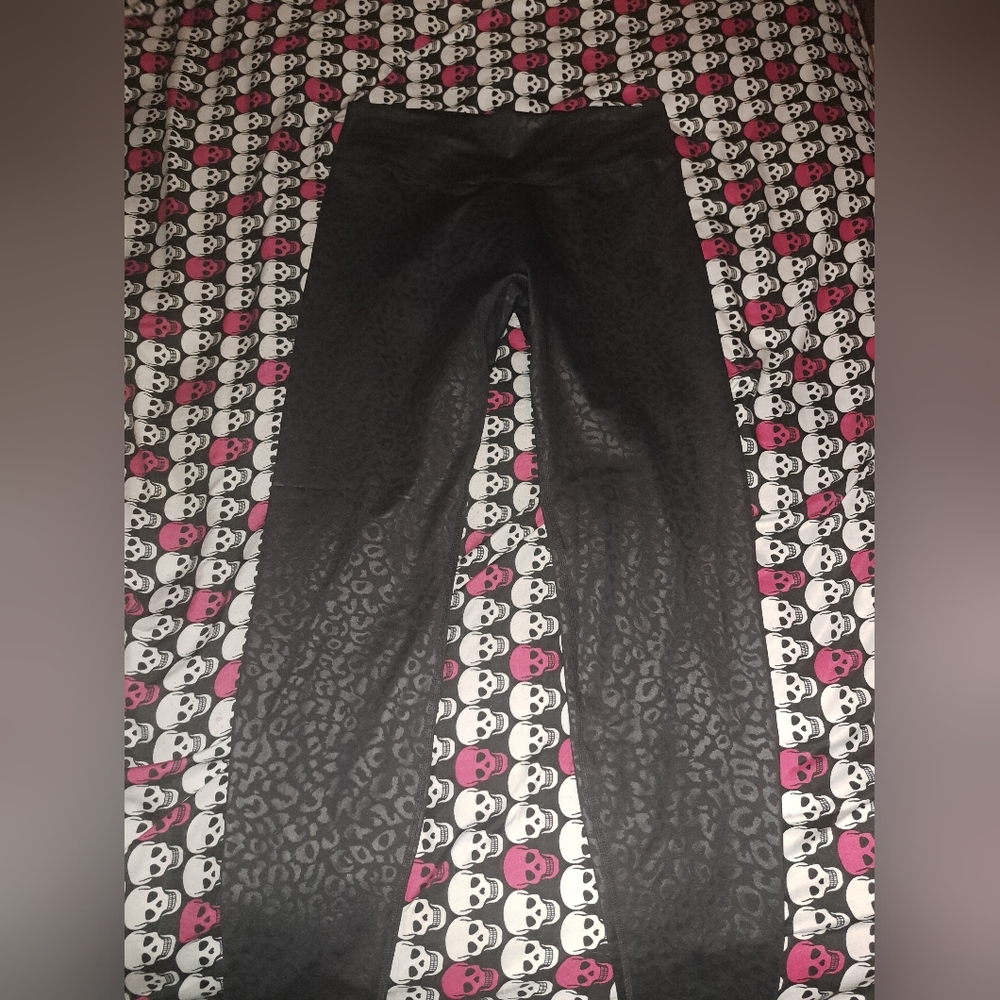 Buff bunny rebel legging